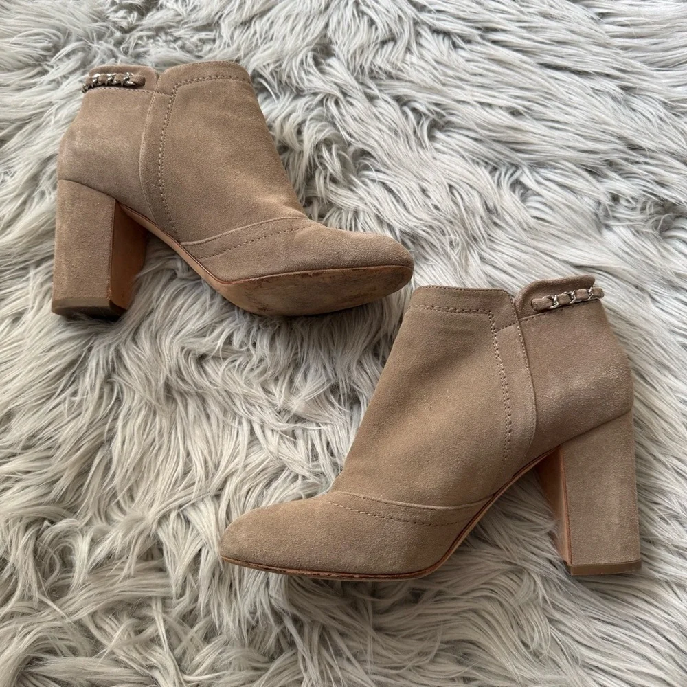CHANEL Suede Chain Ankle Boots CC Logo Block Heel Booties Size 39
